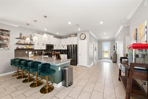 Casa en venta en Kissimmee, Florida, 7 dormitorios, 371.05 m2 № 2121674 - foto 17