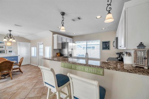 House in Gulfport, Florida 2 bedrooms, 102.56 sq.m. № 1669873 - photo 11