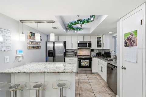 Villa ou maison à vendre à Deltona, Floride: 3 chambres, 116.5 m2 № 2302207 - photo 9