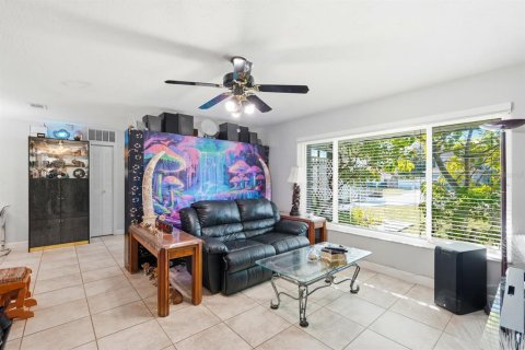Villa ou maison à vendre à Deltona, Floride: 3 chambres, 116.5 m2 № 2302207 - photo 15