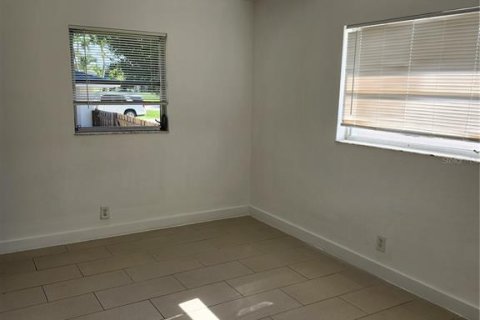 Appartement à louer à Punta Gorda, Floride: 2 chambres, 83.61 m2 № 2128343 - photo 8
