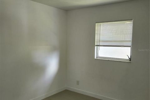 Appartement à louer à Punta Gorda, Floride: 2 chambres, 83.61 m2 № 2128343 - photo 6