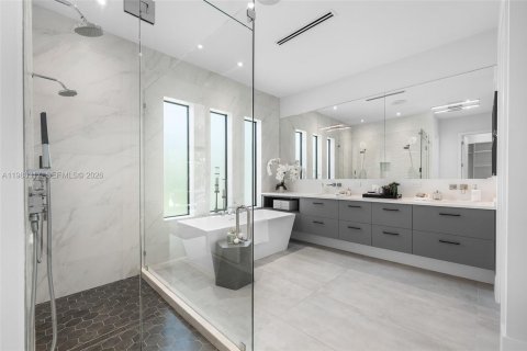 Villa ou maison à vendre à Fort Lauderdale, Floride: 5 chambres, 401.8 m2 № 2049514 - photo 27