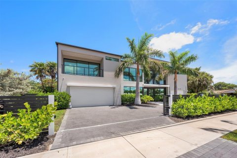 Villa ou maison à vendre à Fort Lauderdale, Floride: 5 chambres, 401.8 m2 № 2049514 - photo 4