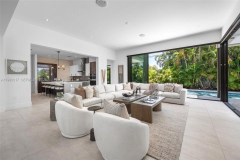 Villa ou maison à vendre à Fort Lauderdale, Floride: 5 chambres, 401.8 m2 № 2049514 - photo 12
