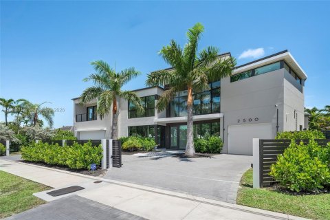 Villa ou maison à vendre à Fort Lauderdale, Floride: 5 chambres, 401.8 m2 № 2049514 - photo 3