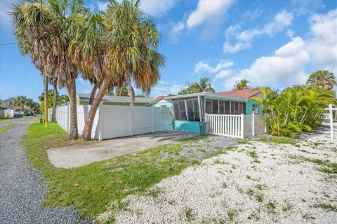 Casa en venta en Gulfport, Florida, 2 dormitorios, 97.27 m2 № 1840626 - foto 14