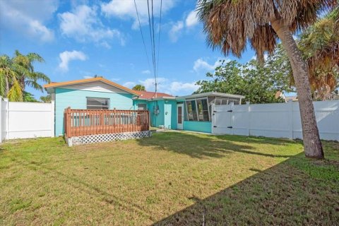 Casa en venta en Gulfport, Florida, 2 dormitorios, 97.27 m2 № 1840626 - foto 11