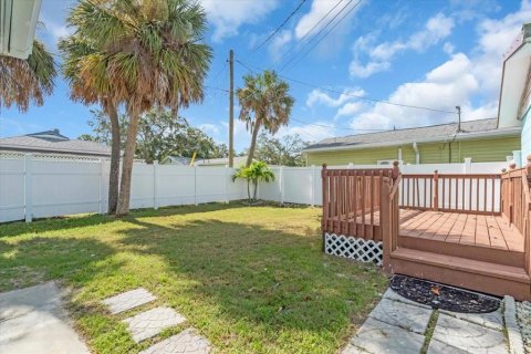 Casa en venta en Gulfport, Florida, 2 dormitorios, 97.27 m2 № 1840626 - foto 12