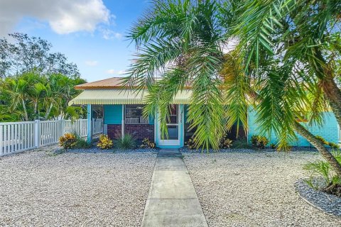 Casa en venta en Gulfport, Florida, 2 dormitorios, 97.27 m2 № 1840626 - foto 19