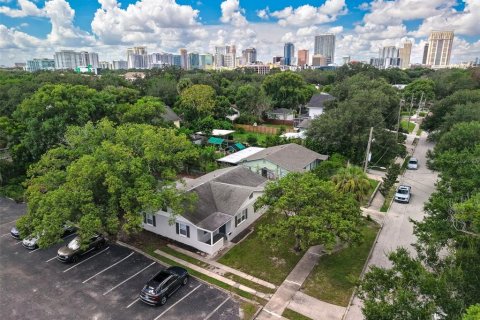 Immobilier commercial à vendre à Orlando, Floride: 4 chambres, 145.67 m2 № 2369084 - photo 8