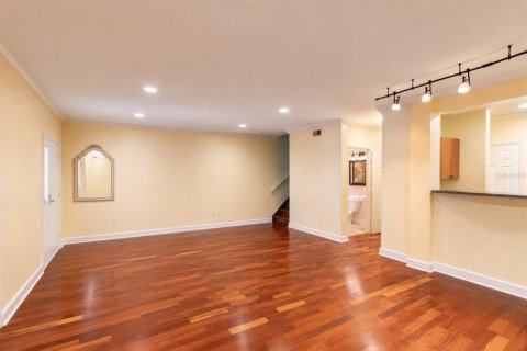 Condo in Orlando, Florida, 2 bedrooms  № 2196529 - photo 21