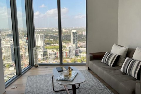 Condominio en alquiler en Miami, Florida, 1 dormitorio, 87.7 m2 № 1961701 - foto 13