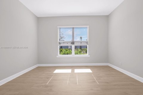 House in Punta Gorda, Florida 3 bedrooms № 2050537 - photo 11