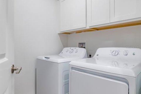 Купить виллу или дом в Уимаума, Флорида 6 комнат, 162.02м2, № 1433792 - фото 28