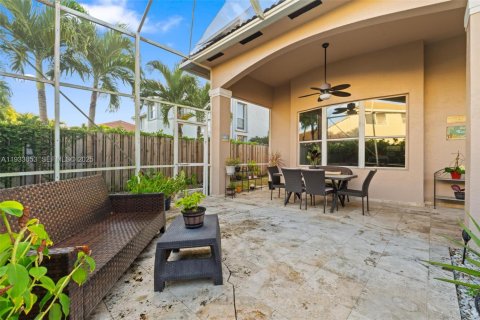 Купить виллу или дом в Пемброк-Пайнс, Флорида 3 спальни, 224.27м2, № 1991076 - фото 26