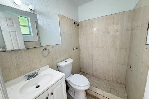 Снять в аренду квартиру в Холливуд, Флорида 1 спальня, 37.16м2, № 2091235 - фото 14