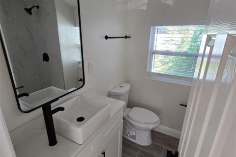 Appartement à louer à Tavares, Floride: 2 chambres, 57.97 m2 № 1865877 - photo 9