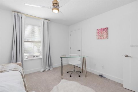 Casa en venta en Orlando, Florida, 5 dormitorios, 354.42 m2 № 2144138 - foto 29