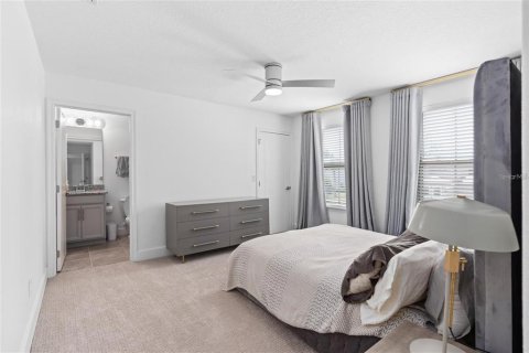 Casa en venta en Orlando, Florida, 5 dormitorios, 354.42 m2 № 2144138 - foto 24