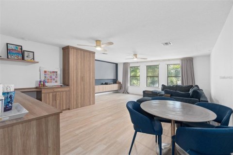 Casa en venta en Orlando, Florida, 5 dormitorios, 354.42 m2 № 2144138 - foto 23