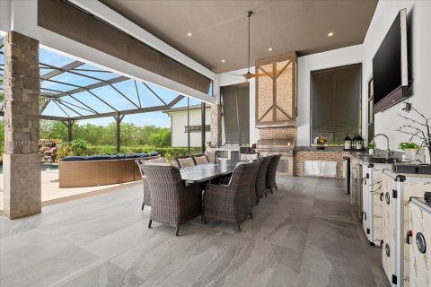 Casa en venta en Port St. Lucie, Florida, 6 dormitorios, 1039.48 m2 № 1961259 - foto 30