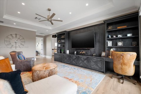 Casa en venta en Port St. Lucie, Florida, 6 dormitorios, 1039.48 m2 № 1961259 - foto 15