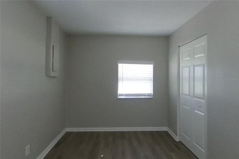 Villa ou maison à louer à Tampa, Floride: 4 chambres, 155.33 m2 № 2386700 - photo 11