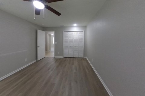 Villa ou maison à louer à Tampa, Floride: 4 chambres, 155.33 m2 № 2386700 - photo 7
