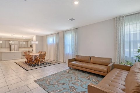 House in Parrish, Florida 4 bedrooms, 219.99 sq.m. № 2126977 - photo 10