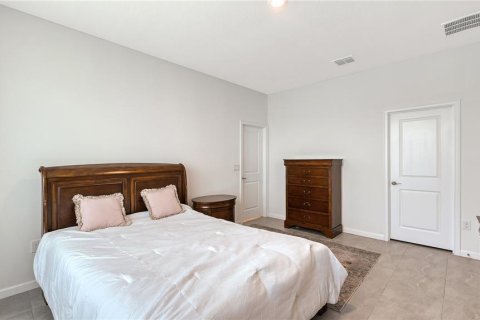 House in Parrish, Florida 4 bedrooms, 219.99 sq.m. № 2126977 - photo 17