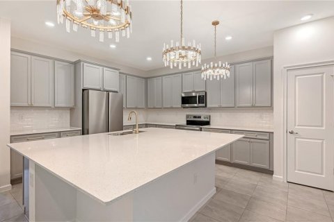 House in Parrish, Florida 4 bedrooms, 219.99 sq.m. № 2126977 - photo 13