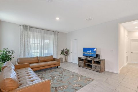 House in Parrish, Florida 4 bedrooms, 219.99 sq.m. № 2126977 - photo 8
