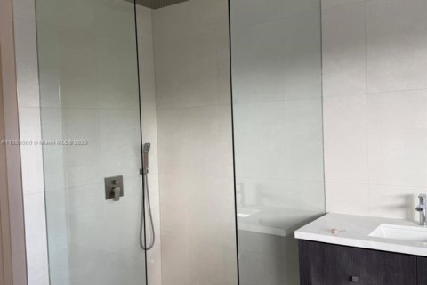 Casa en venta en Weston, Florida, 5 dormitorios, 337.79 m2 № 1895375 - foto 8