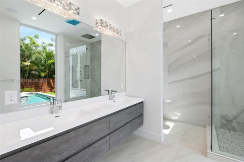 Villa ou maison à louer à Fort Lauderdale, Floride: 5 chambres, 264.77 m2 № 2063434 - photo 20