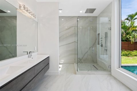 Villa ou maison à louer à Fort Lauderdale, Floride: 5 chambres, 264.77 m2 № 2063434 - photo 19