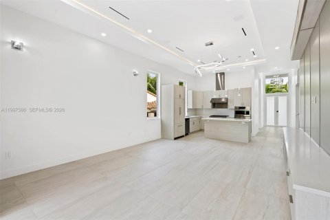Villa ou maison à louer à Fort Lauderdale, Floride: 5 chambres, 264.77 m2 № 2063434 - photo 13