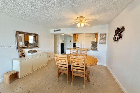 Снять в аренду кондоминиум в Помпано-Бич, Флорида 2 спальни, 102.19м2, № 2002515 - фото 11