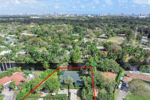 Casa en venta en Miami, Florida, 3 dormitorios, 253.53 m2 № 1891919 - foto 2