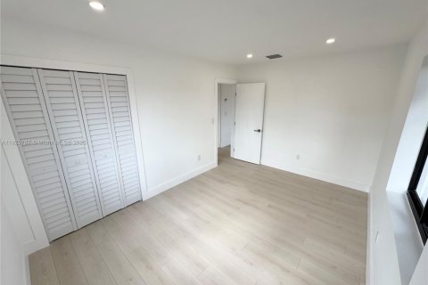 Villa ou maison à vendre à Miami Gardens, Floride: 3 chambres, 115.94 m2 № 1975174 - photo 29