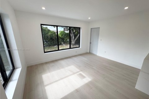 Villa ou maison à vendre à Miami Gardens, Floride: 3 chambres, 115.94 m2 № 1975174 - photo 15