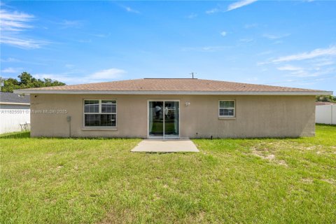 House in Ocala, Florida 3 bedrooms, 126.35 sq.m. № 1809510 - photo 18
