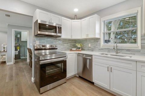 Casa en venta en Vero Beach, Florida, 2 dormitorios, 86.4 m2 № 2247205 - foto 9