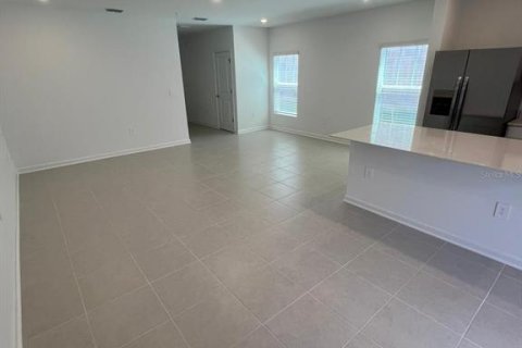Touwnhouse à louer à Orlando, Floride: 4 chambres, 174.66 m2 № 1900276 - photo 4