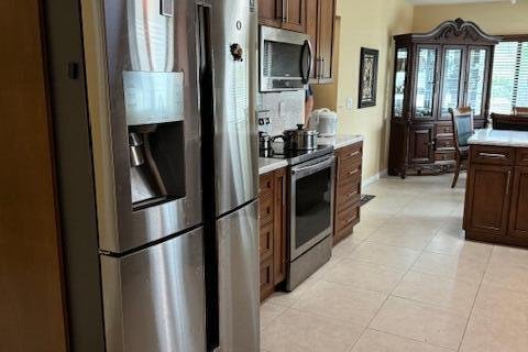 House in Boynton Beach, Florida 3 bedrooms, 205.96 sq.m. № 2082017 - photo 7