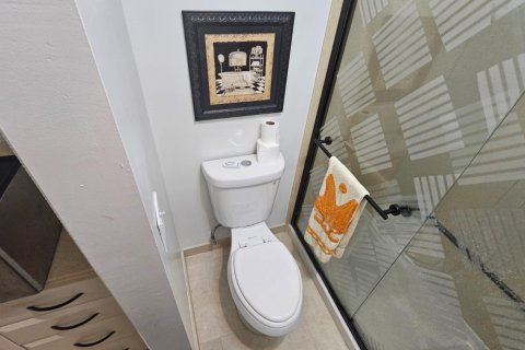 House in Boynton Beach, Florida 3 bedrooms, 205.96 sq.m. № 2082017 - photo 18