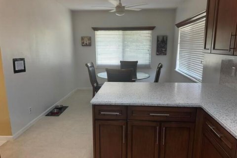 House in Boynton Beach, Florida 3 bedrooms, 205.96 sq.m. № 2082017 - photo 10