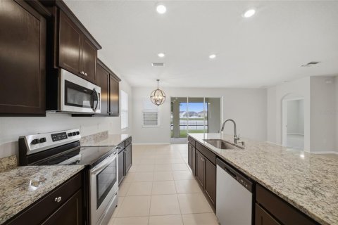 Villa ou maison à vendre à Palmetto, Floride: 3 chambres, 171.31 m2 № 2405416 - photo 14