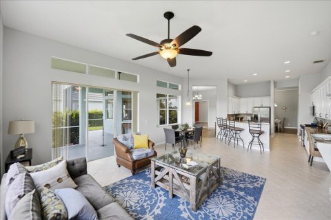 Villa ou maison à vendre à Port St. Lucie, Floride: 4 chambres, 273.41 m2 № 2428488 - photo 7