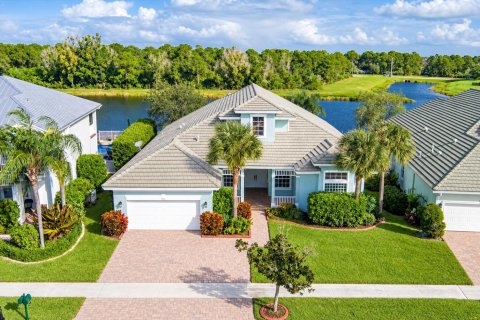 Villa ou maison à Port St. Lucie, Floride 4 chambres, 273.41 m2 № 2428488